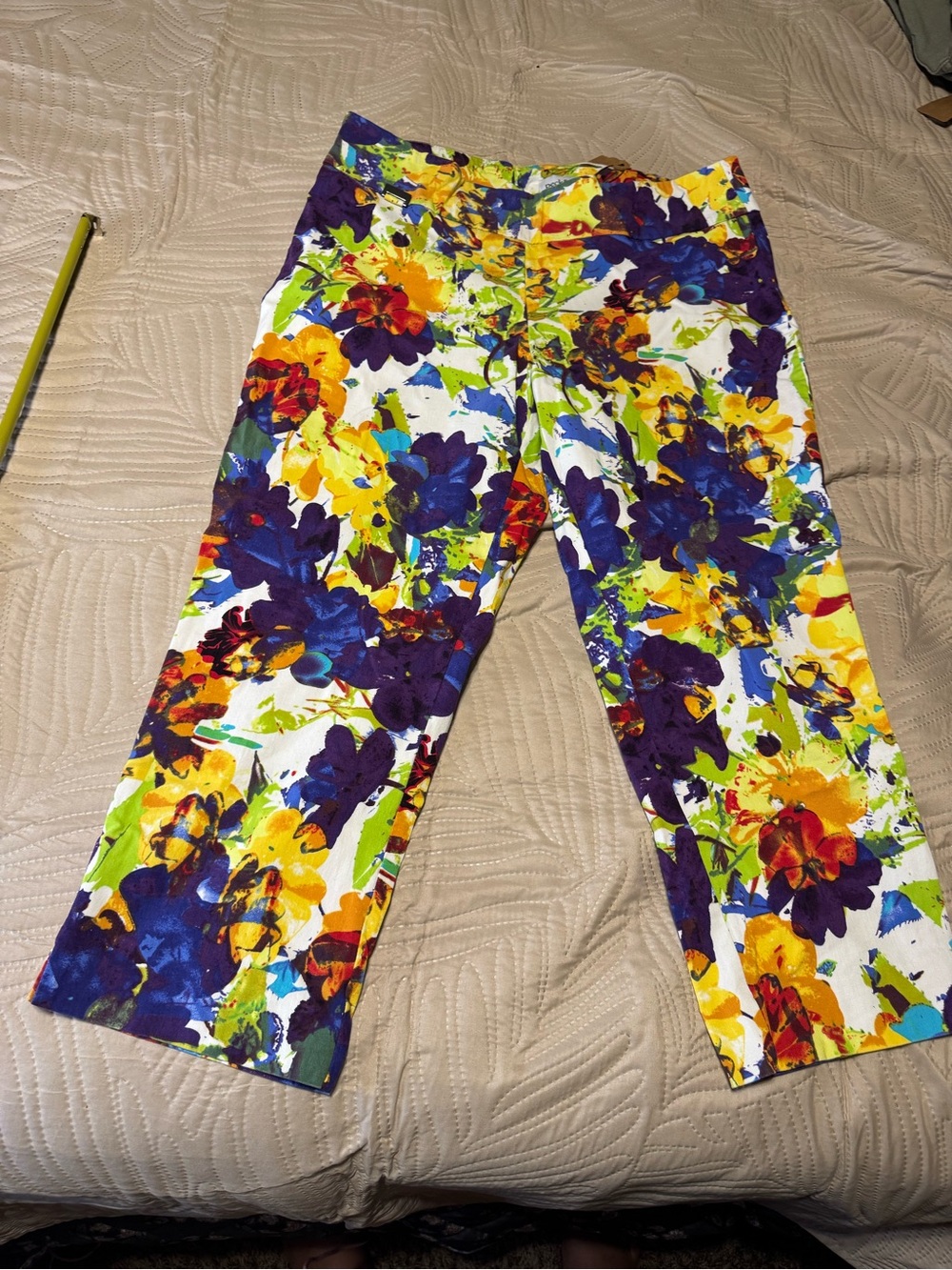 Peck & Peck Women’s Floral Print Capri Pants - Multi Color